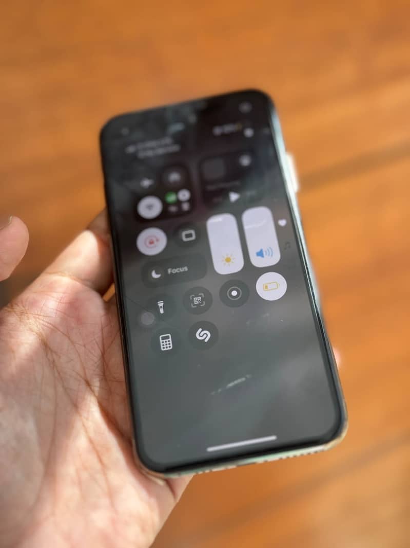 Apple iPhone XS 6