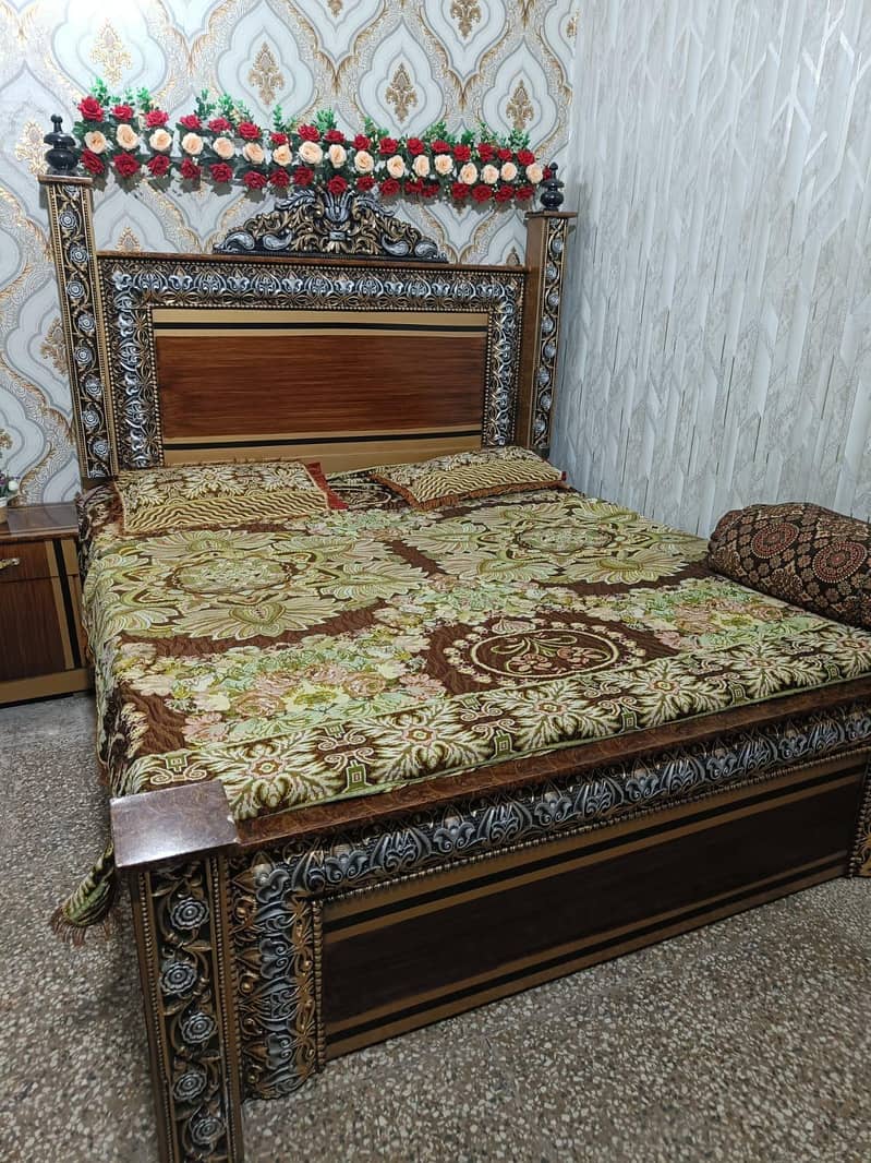 bed side tabal dressing 1