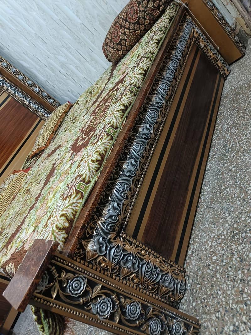 bed side tabal dressing 5