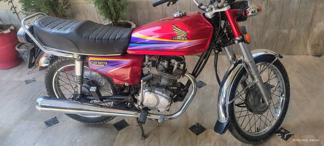 honda CG 125 2011 model condition 10 by 10