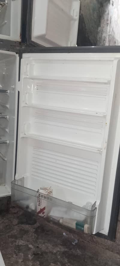 Donuts fridge