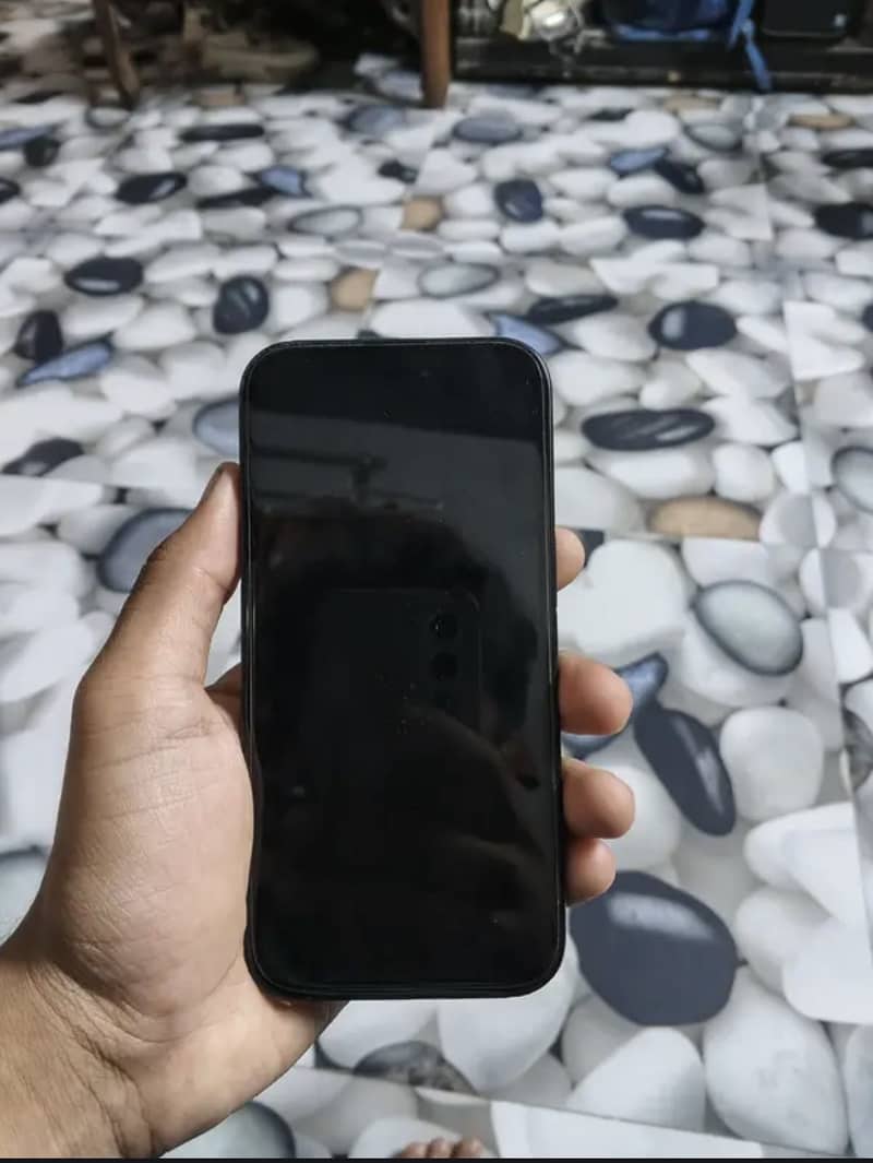 Apple iPhone 15 0