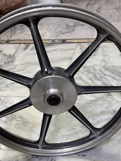 17 inch Front Alloy rim only