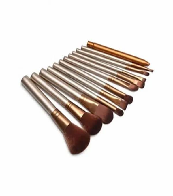 T  Multicrafts - Set Of 12 Makeup Brushes In Steel Box