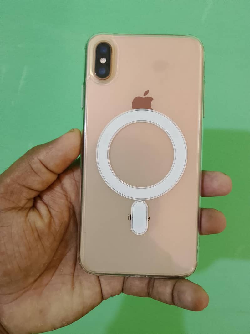 Apple iPhone XS Max 0