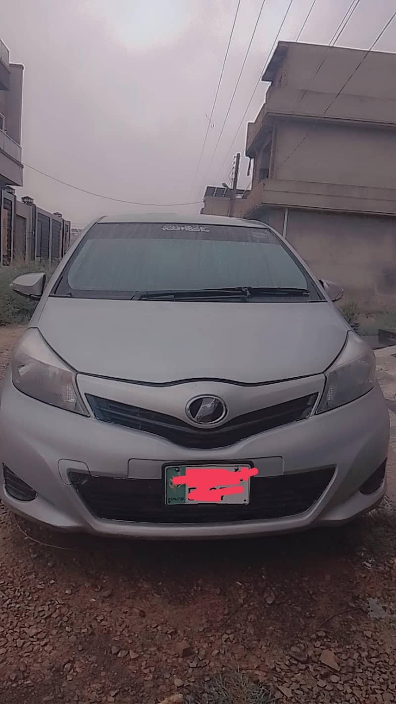 Toyota Vitz 2012 3