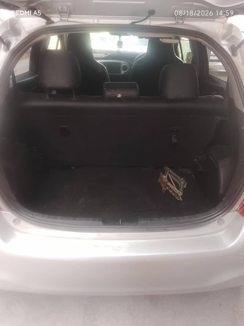 Toyota Vitz 2012 7