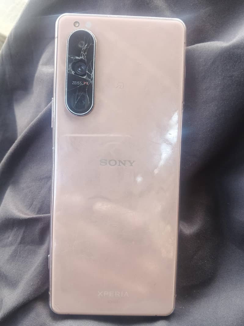 Sony 5 1