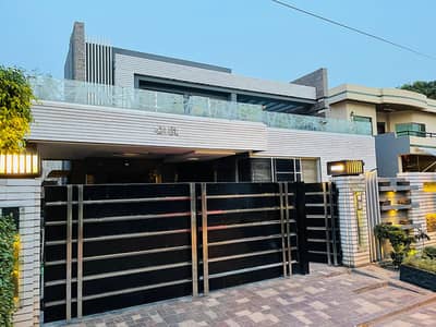 House Of 1 Kanal Available In Eden City