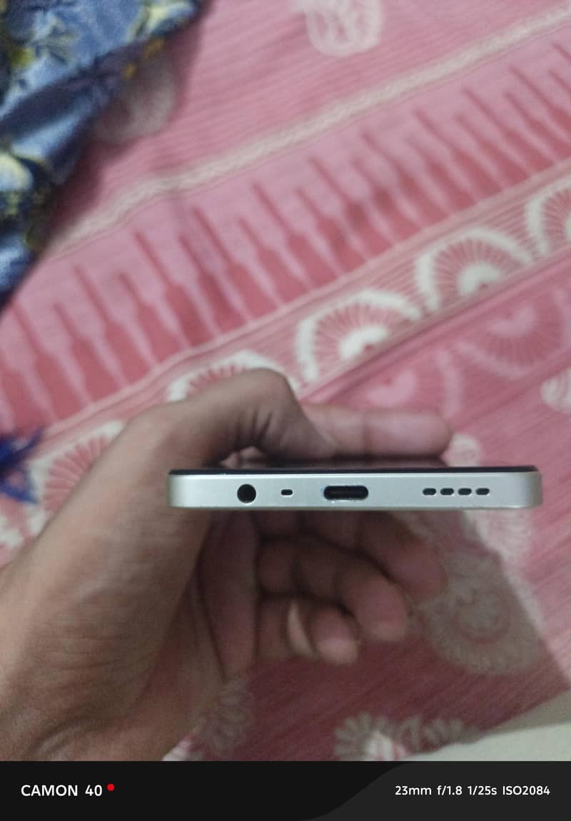 Realme C61 2