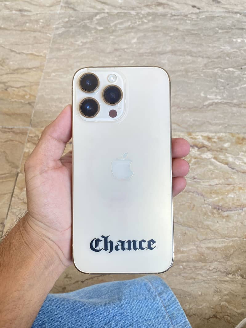 Apple iPhone 14 Pro Max 0