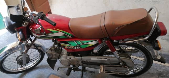 honda CD 70  urgnt sale3078048798^