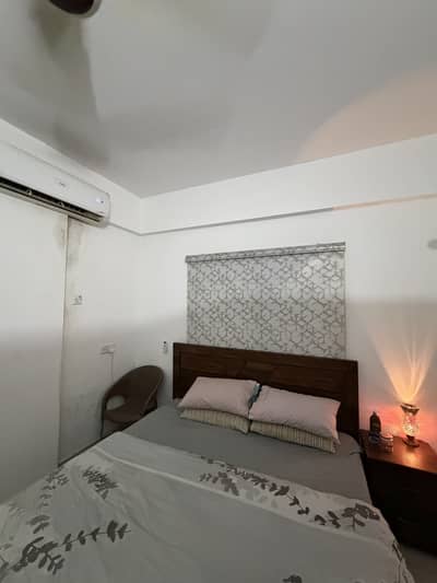 Private room with attached washroom in north nazimabad