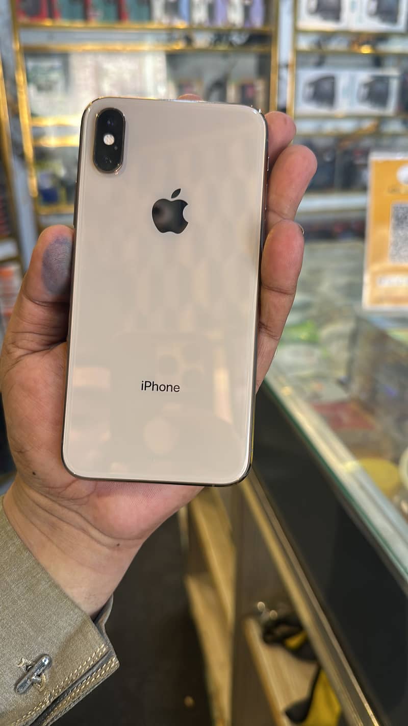 Apple iPhone XS 0