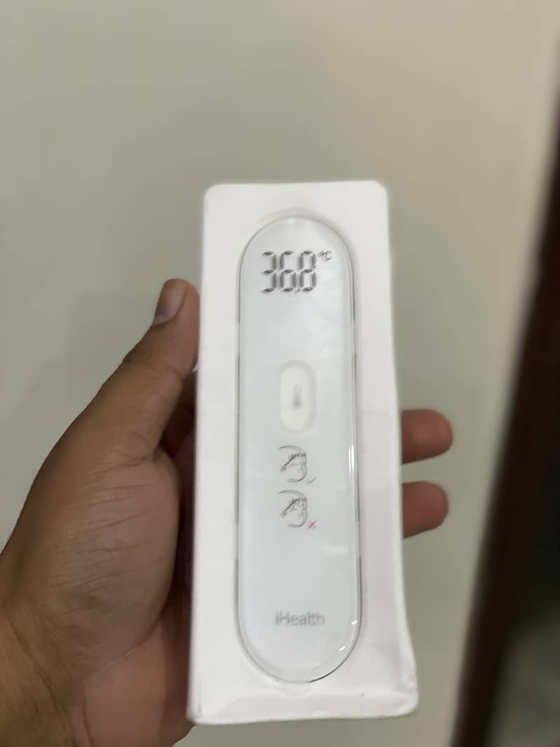 Forehead thermometers 1