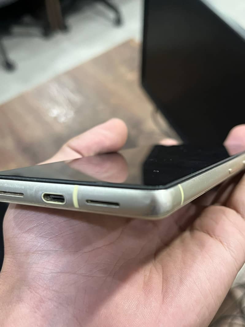 Google Pixel 7 - PTA 8