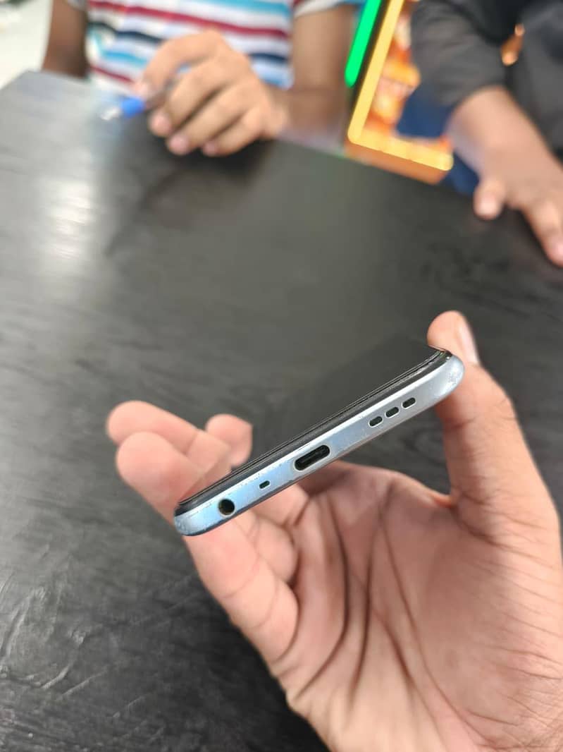 OPPO A54 6