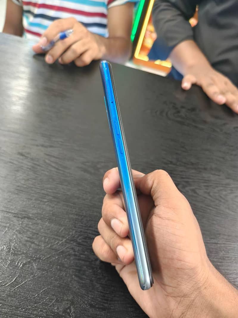 OPPO A54 7