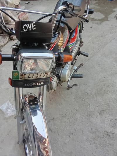 Honda CD 70 2018 model Whatsapp no 03117083173