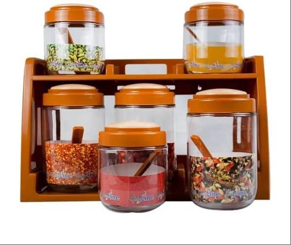 T  6 Spice Rack With Airtight Jars