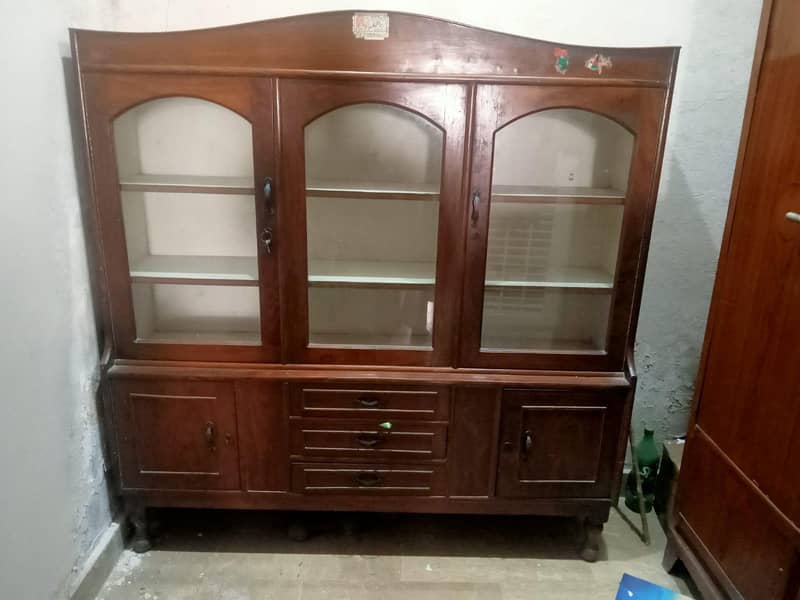 Showcase  2 door 1