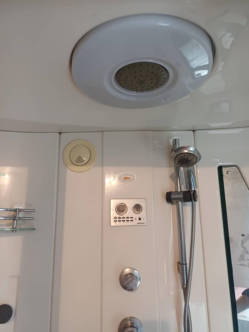 Shower cabin 1