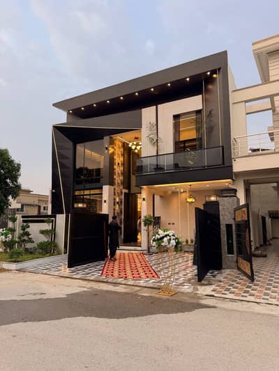 10 Marla Ultra Modern House for Sale in Citi Housing Jhelum J Block