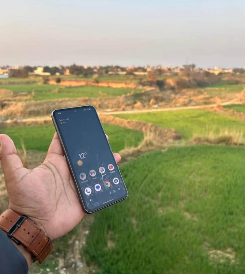 Google Pixel 8 1