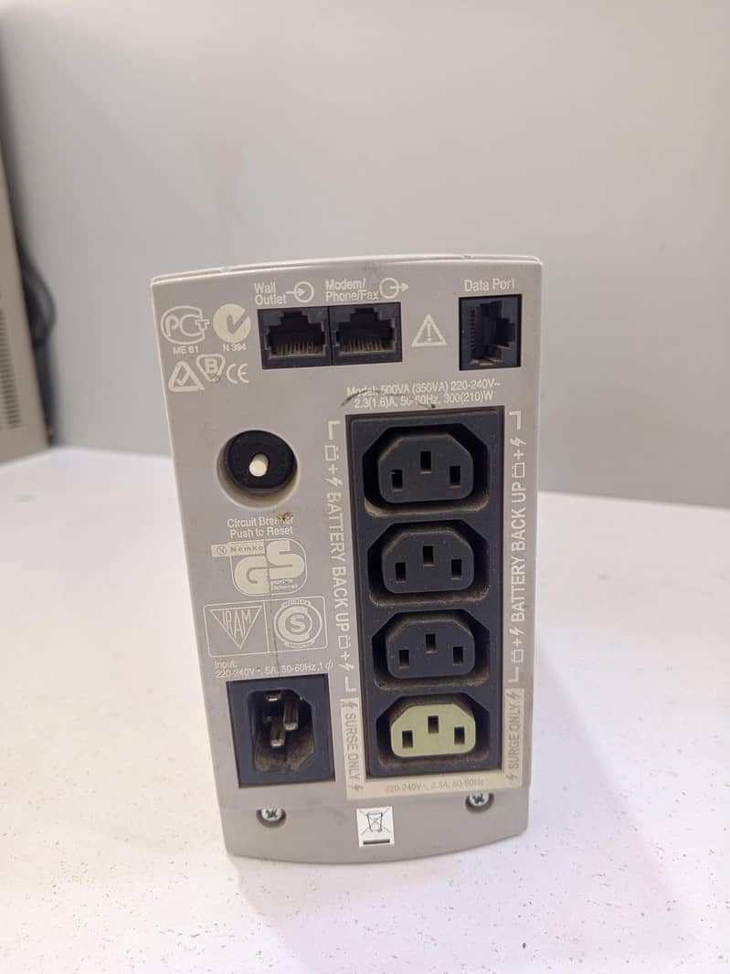 APC Back-UPS CS 500VA 2
