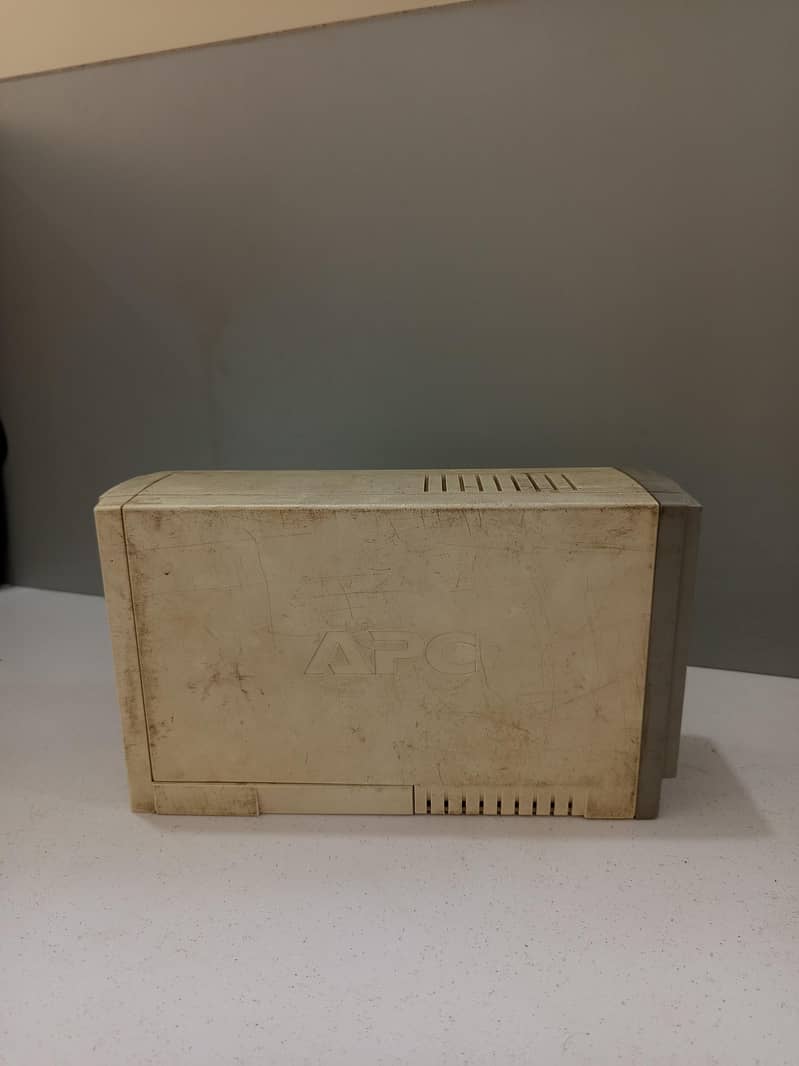 APC Back-UPS CS 500VA 3