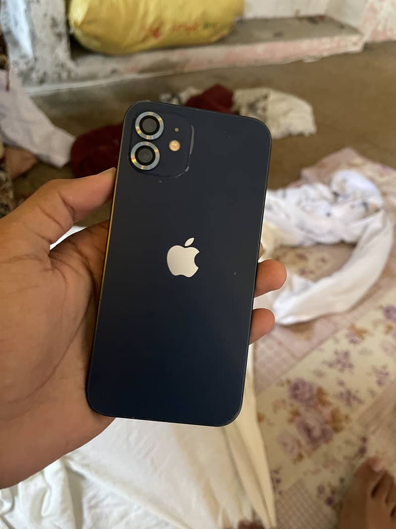 Apple iPhone 12 0