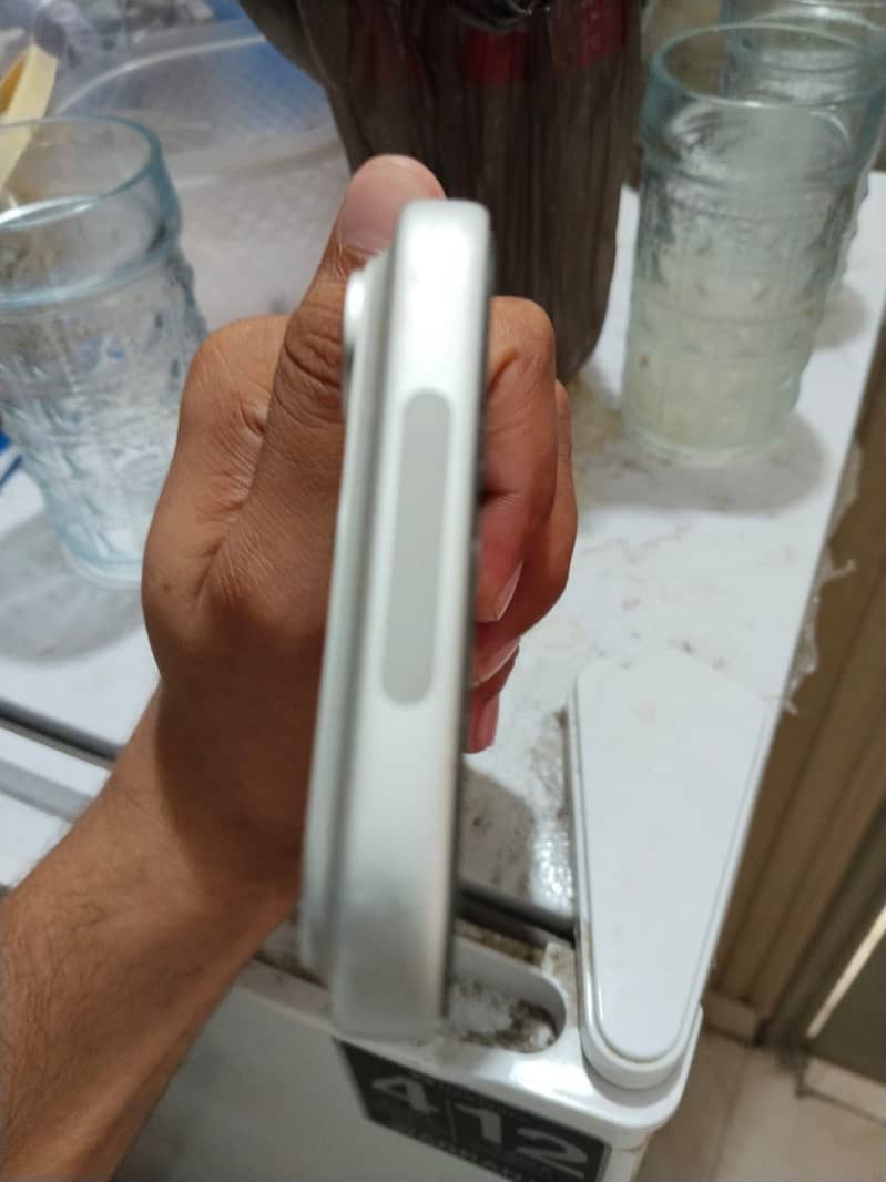 Apple iPhone 17 Pro Max 0