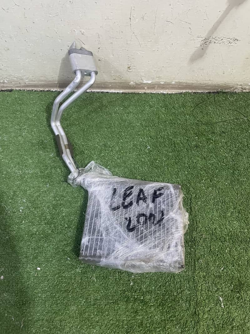 Nissan Leaf bumper 14