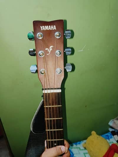 Yamaha F310