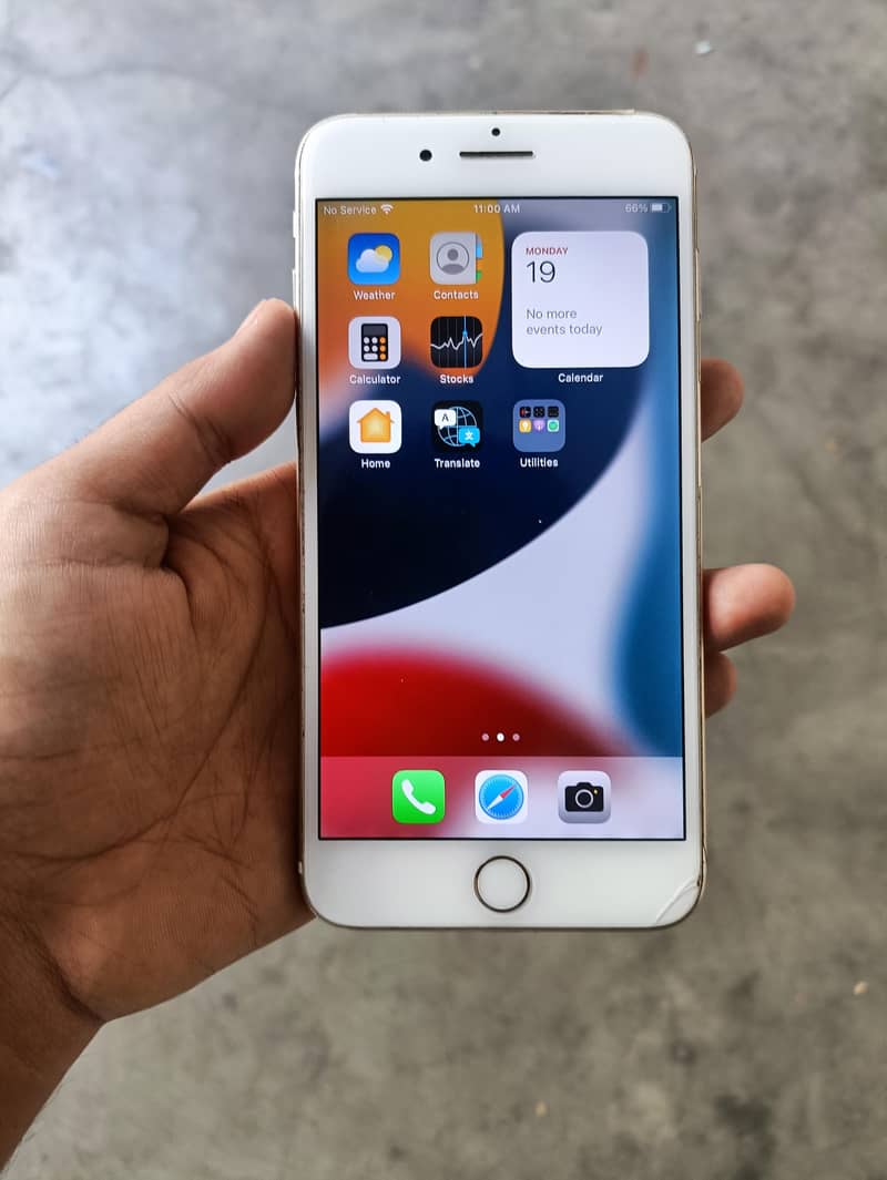 Apple iPhone 7 Plus 1