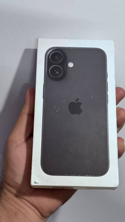 Apple iPhone 16