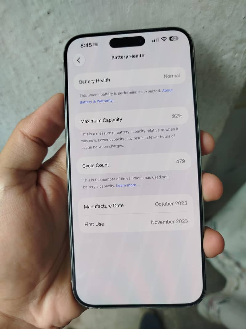 Apple iPhone 15 Pro Max 4