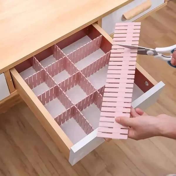 T  4 Pcs Draw Partitions ( Random Colour )