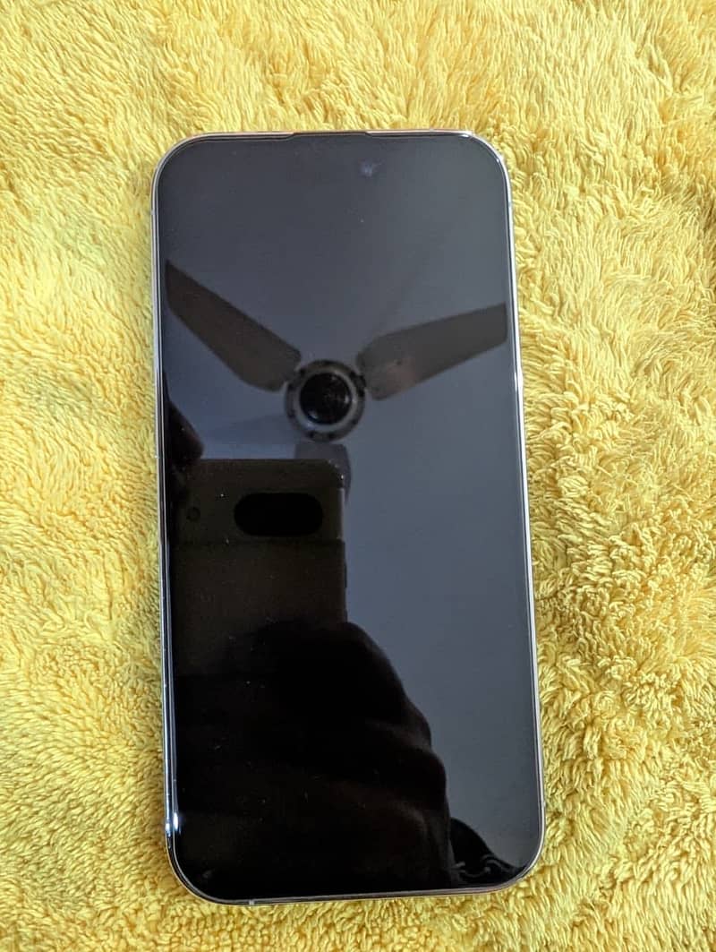 Apple iPhone 14 Pro 1
