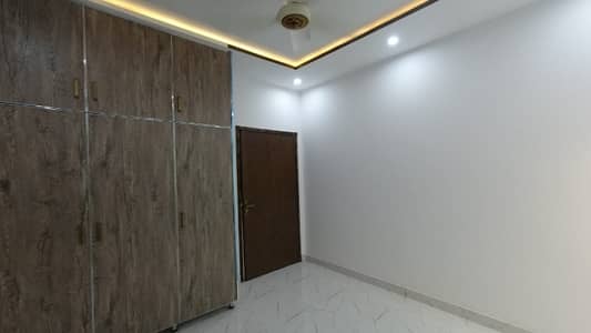 Stunning 10 Marla House In Central Park Housing Scheme Available