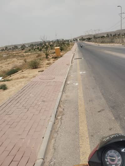 Prime Location 1000 Square Yards Residential Plot Is Available In Bahria Town - Precinct 7