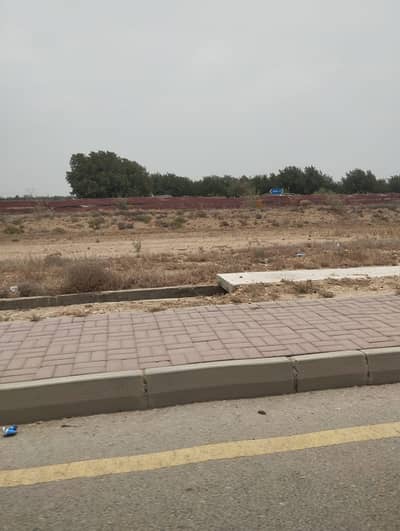 Prime Location 272 Square Yards Residential Plot In Bahria Town - Precinct 8 For sale At Good Location