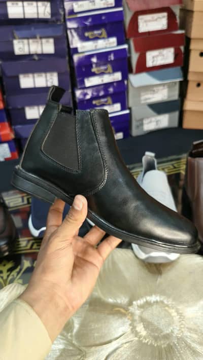 best quality trendy chelsea boot available 03036555661