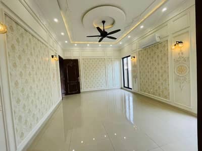 Spacious Prime Location 1 Kanal House Available For Rent In DHA Phase 8