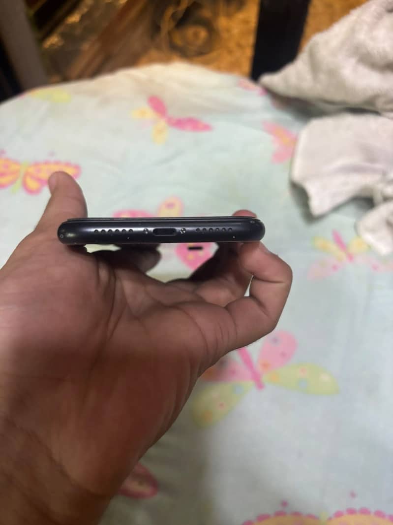Apple iPhone XR 5