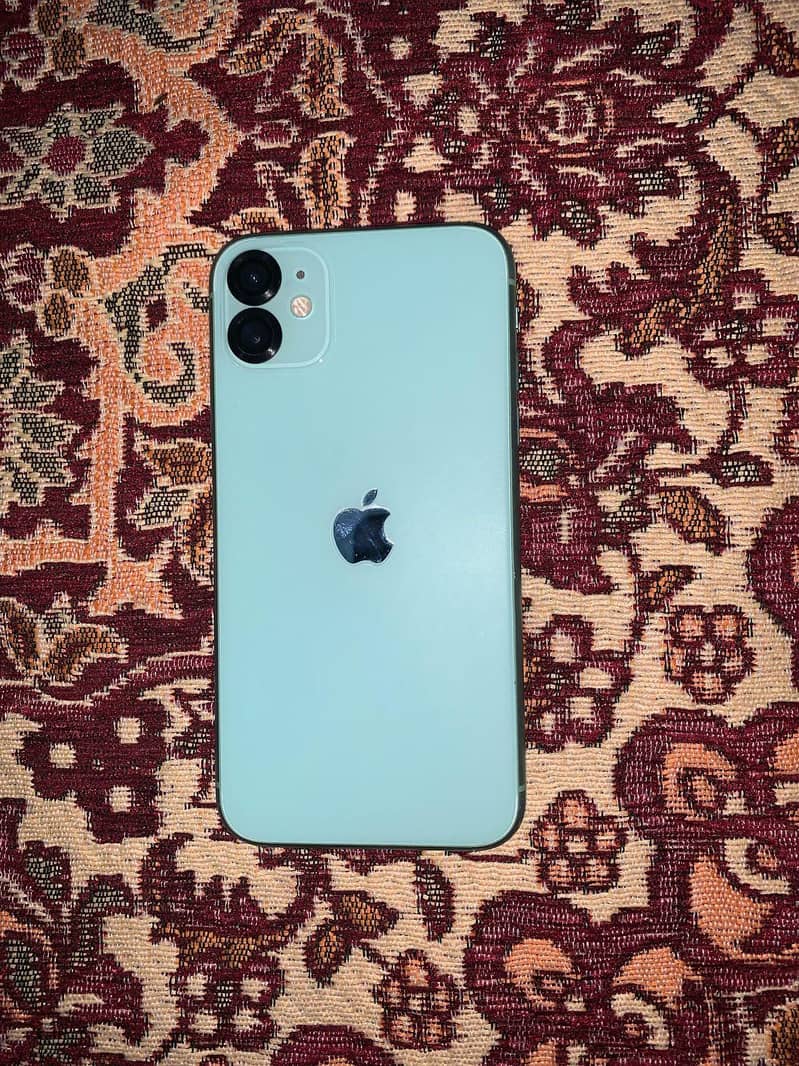 Apple iPhone 11 4