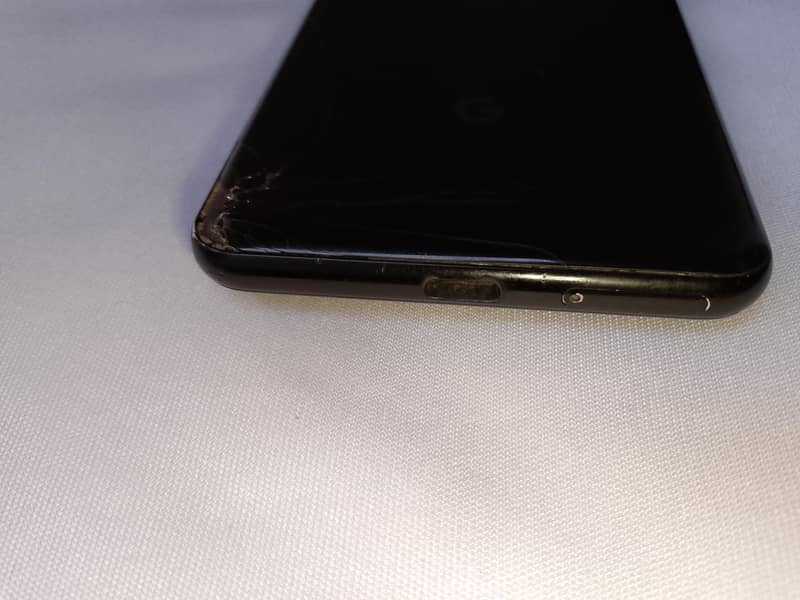 Google Pixel 3 (PTA) 4 64 3
