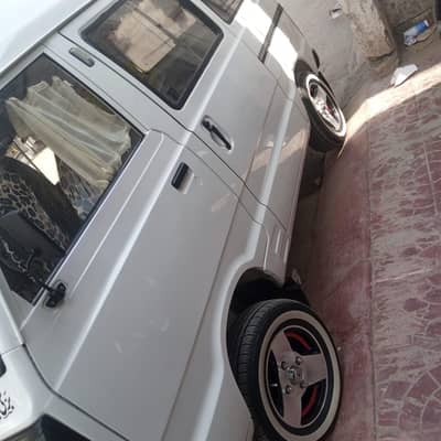 Suzuki Bolan 2018 Total Jenuine