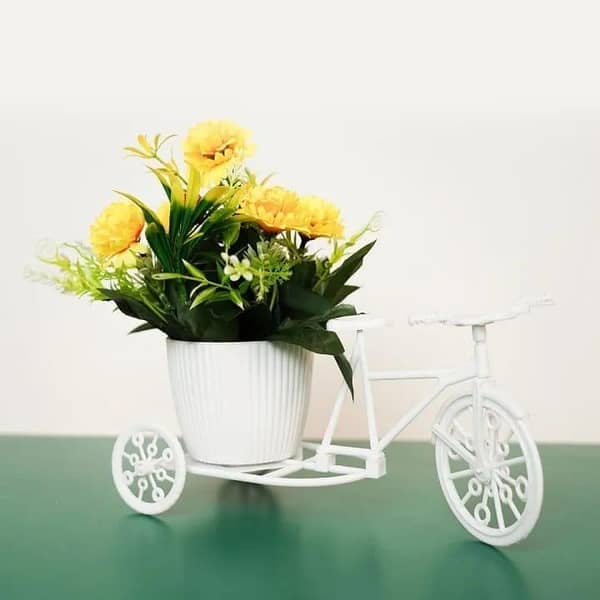 T  Nostalgic Bicycle Decor Plant Stand with Artificial Flowers