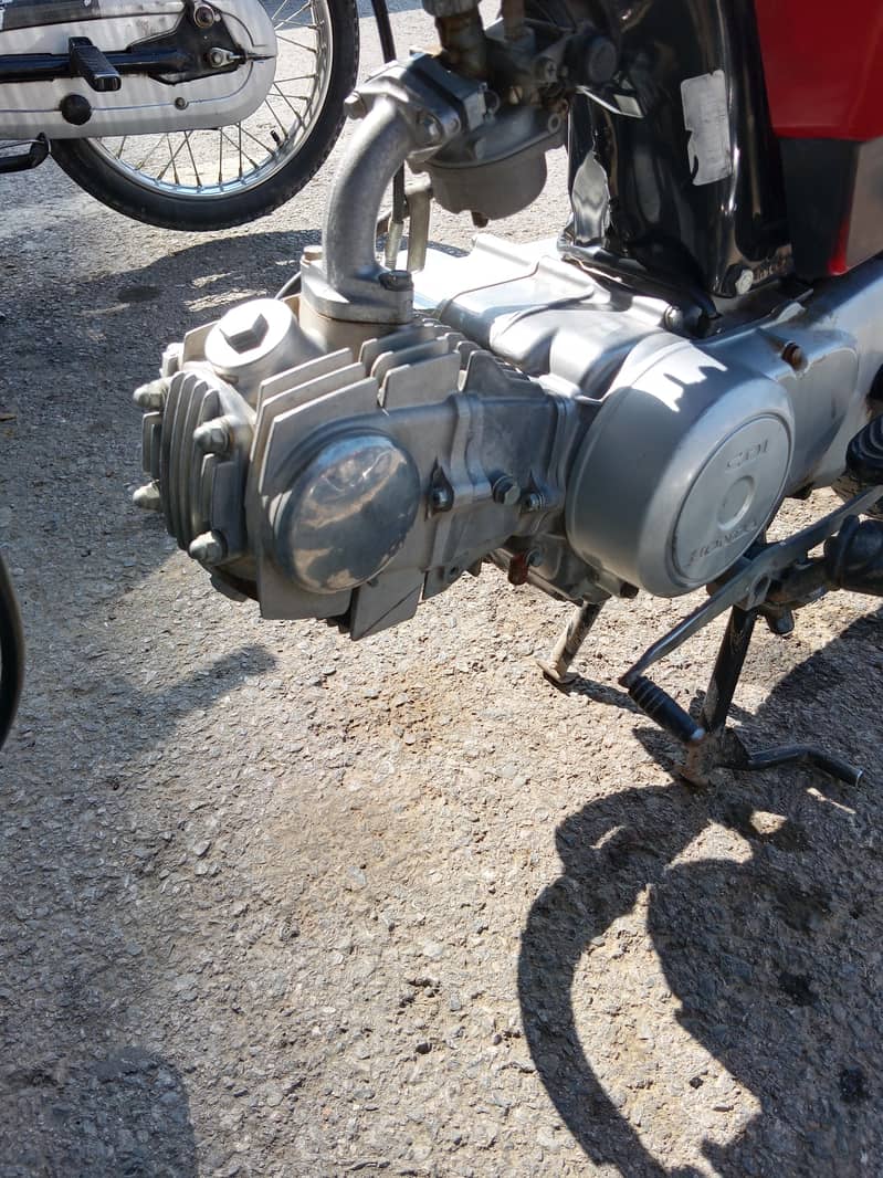 Honda C70 2